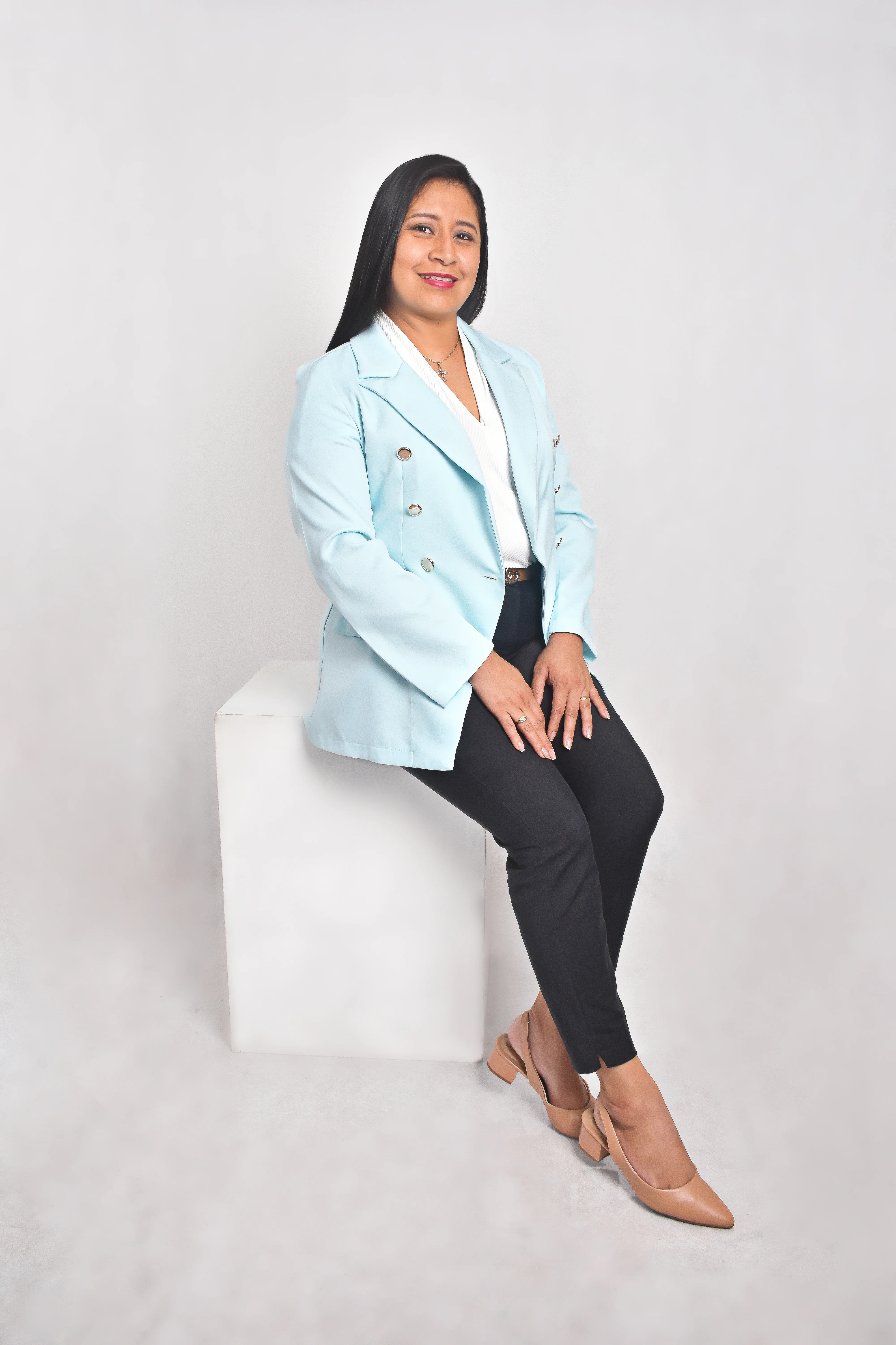 Abgda. Katherine Reyes Sigcho